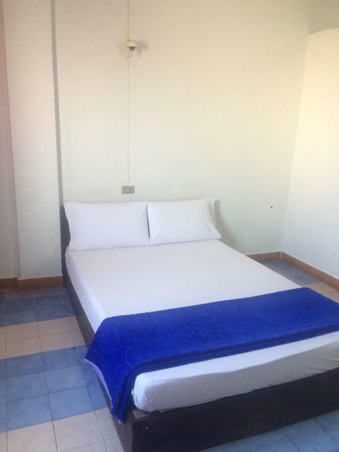 Thairungruang Hotel Surat Thani Bagian luar foto